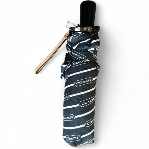 Coach Umbrella - Picture 2 of 7